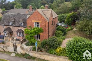 Photo 1- click for photo gallery